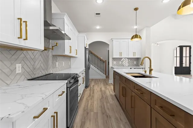 $569,500 | 3715 Cameron Circle, Gainesville, GA 30506