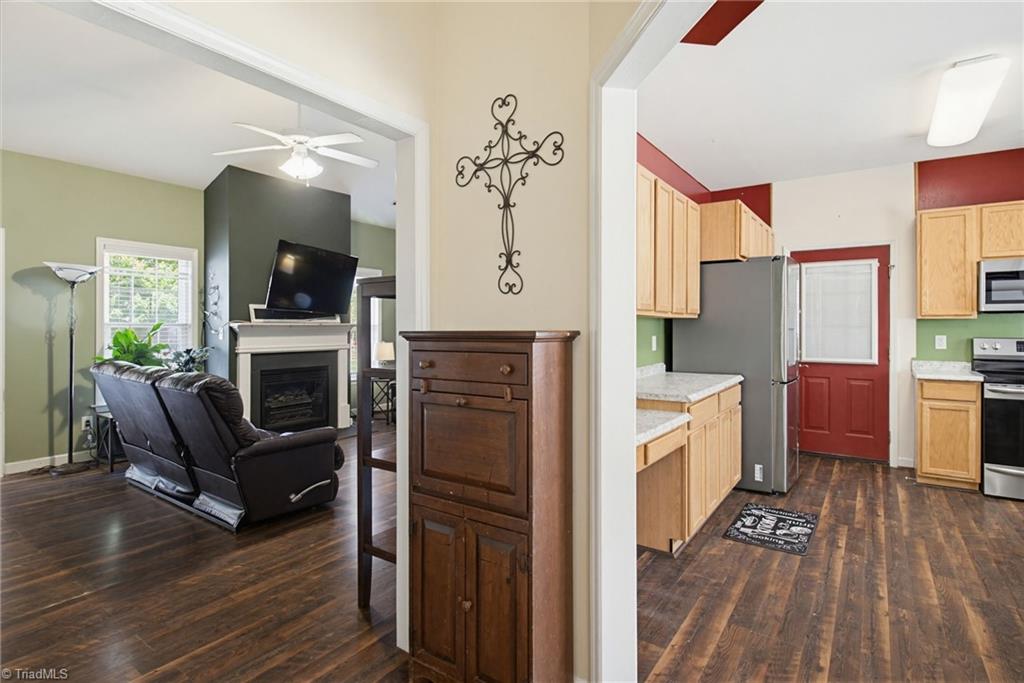 104 Water Mill Road Kernersville, NC 27284 - Photo 5 of 29