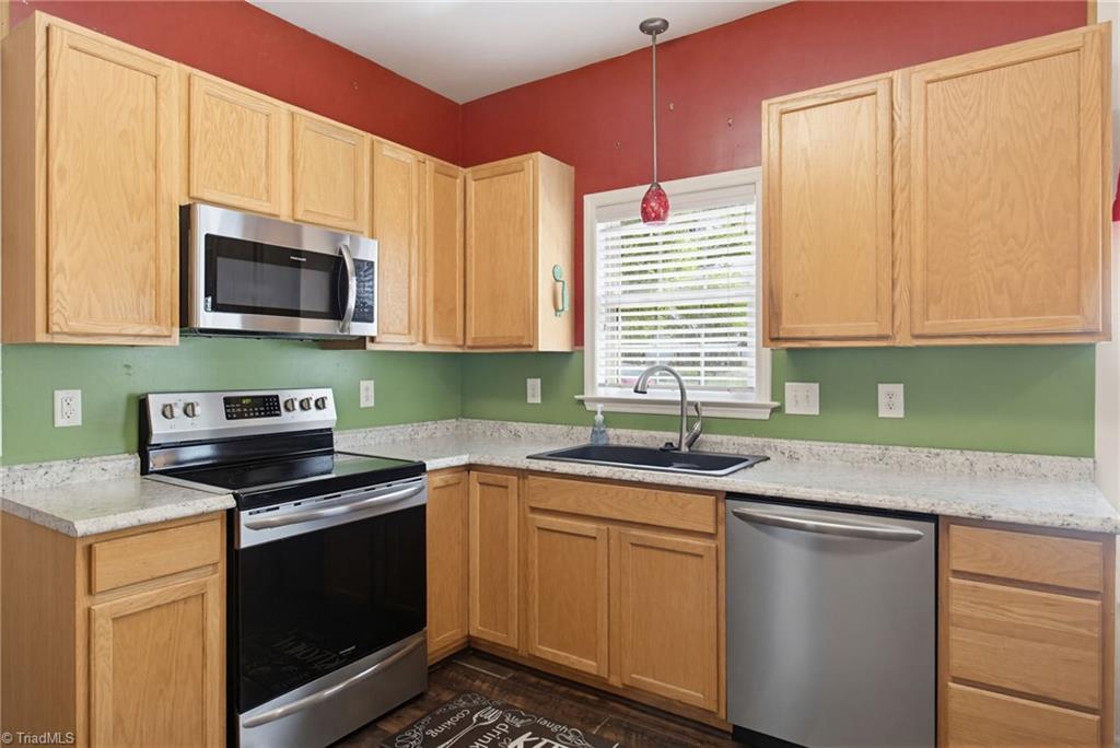 104 Water Mill Road Kernersville, NC 27284 - Photo 9 of 29