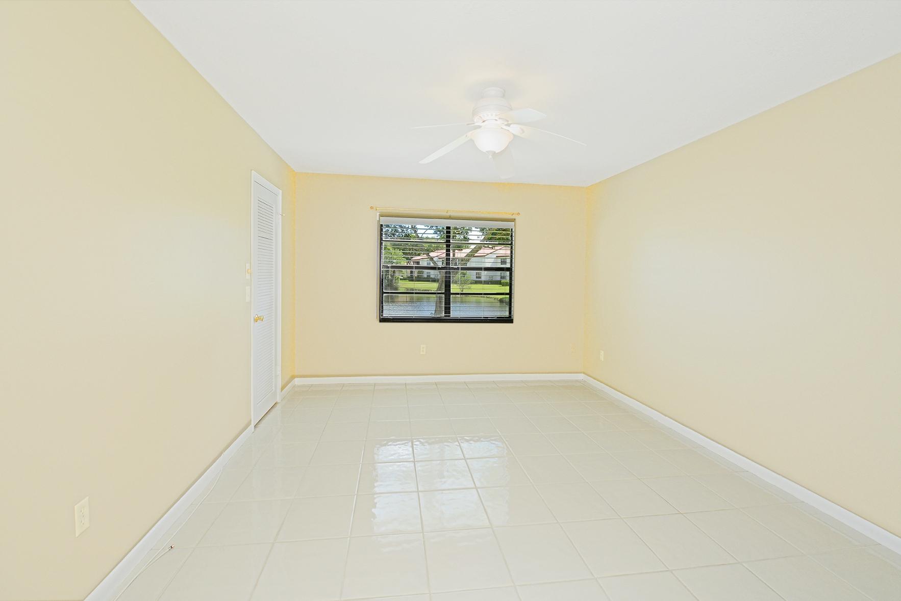 21755 Arriba Real, Unit 29E Boca Raton, FL 33433 - Photo 8 of 33 Master Bedroom