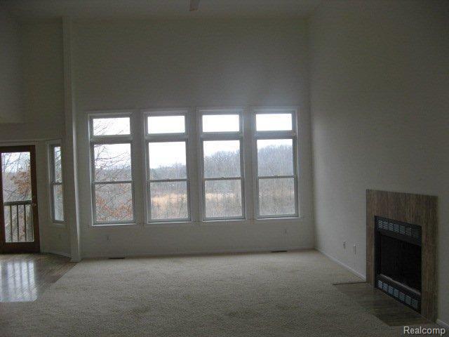 2491 Fisk Road Howell, MI 48843 - Photo 3 of 12 living