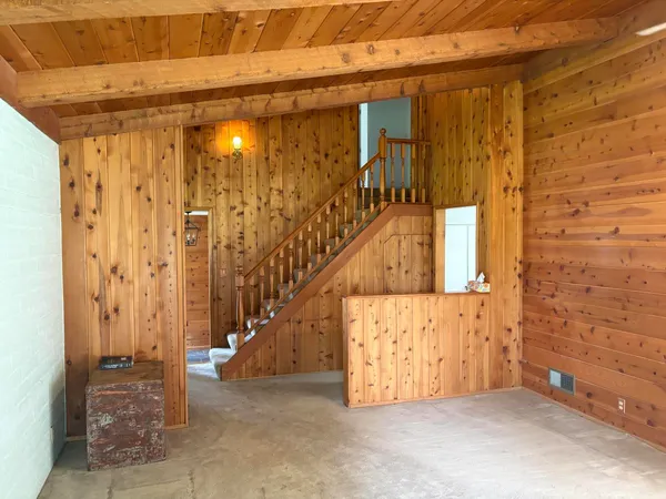 a view of entryway