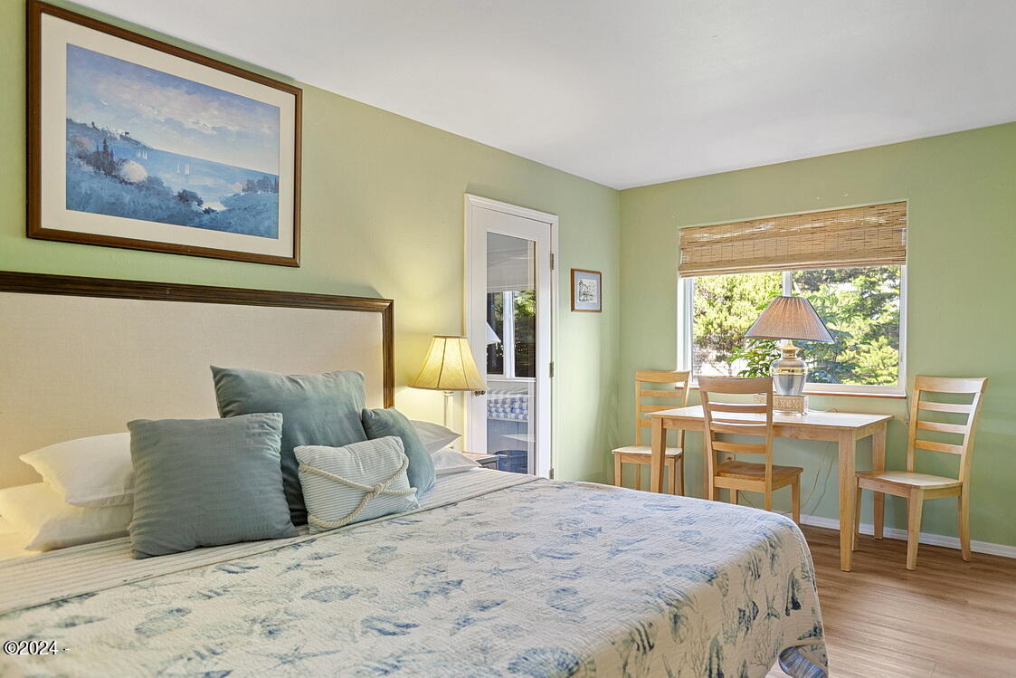 154 Shell Street Yachats, OR 97498 - Photo 17 of 57 Bedroom #2