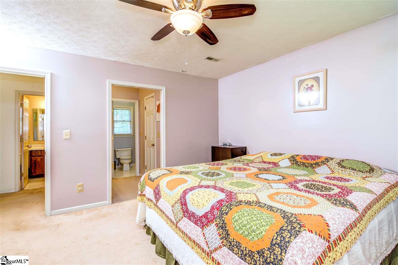 417 Quail Run Circle Fountain Inn, SC 29644 - Photo 33 of 36 Gallery Image 33