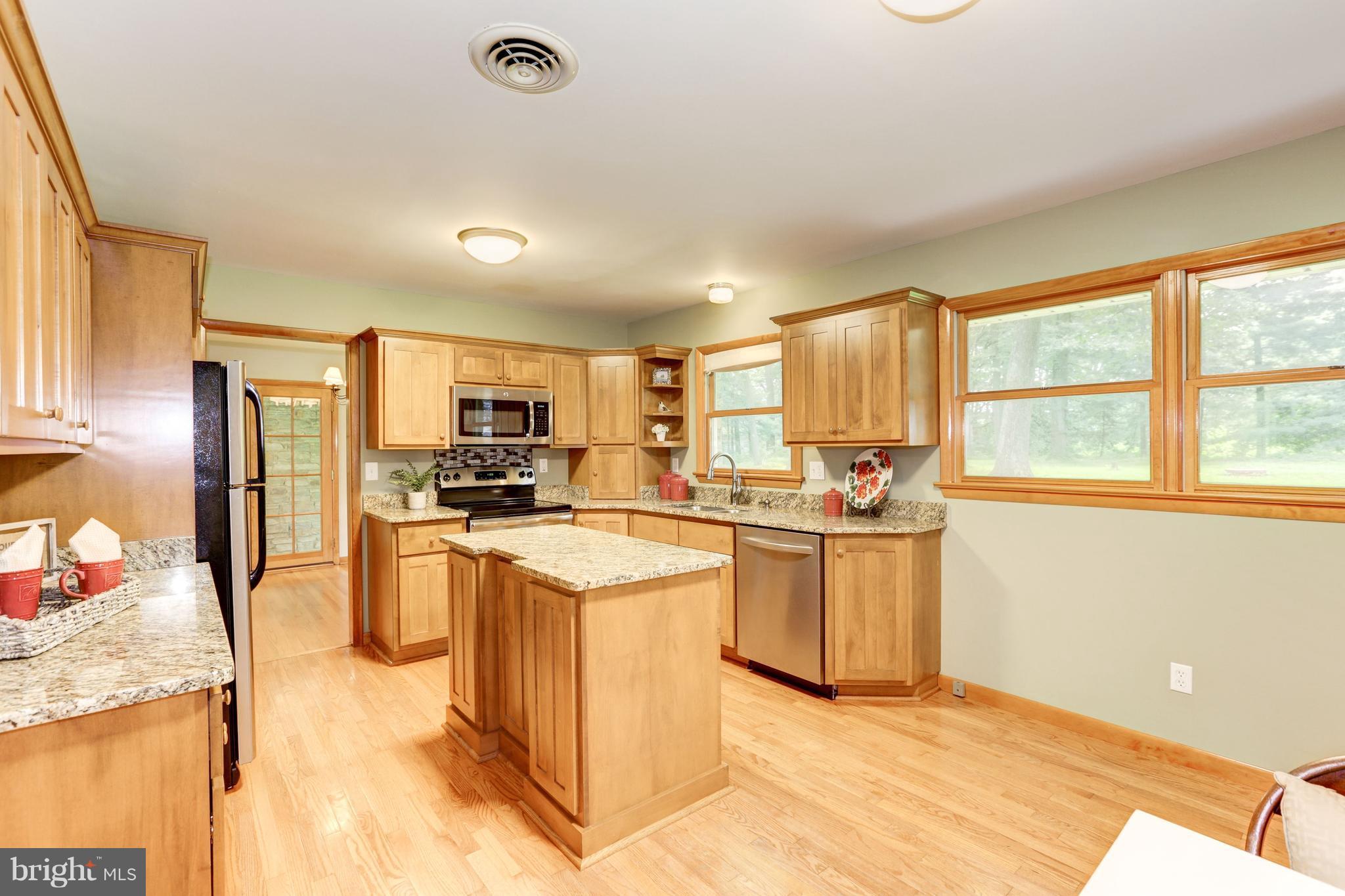 691 Long Corner Road Mount Airy, MD 21771 - Photo 11 of 30 Kitchen