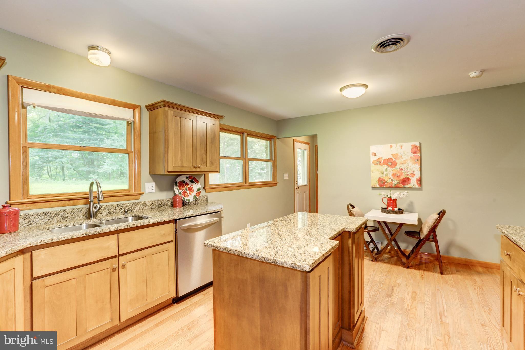 691 Long Corner Road Mount Airy, MD 21771 - Photo 14 of 30 Kitchen