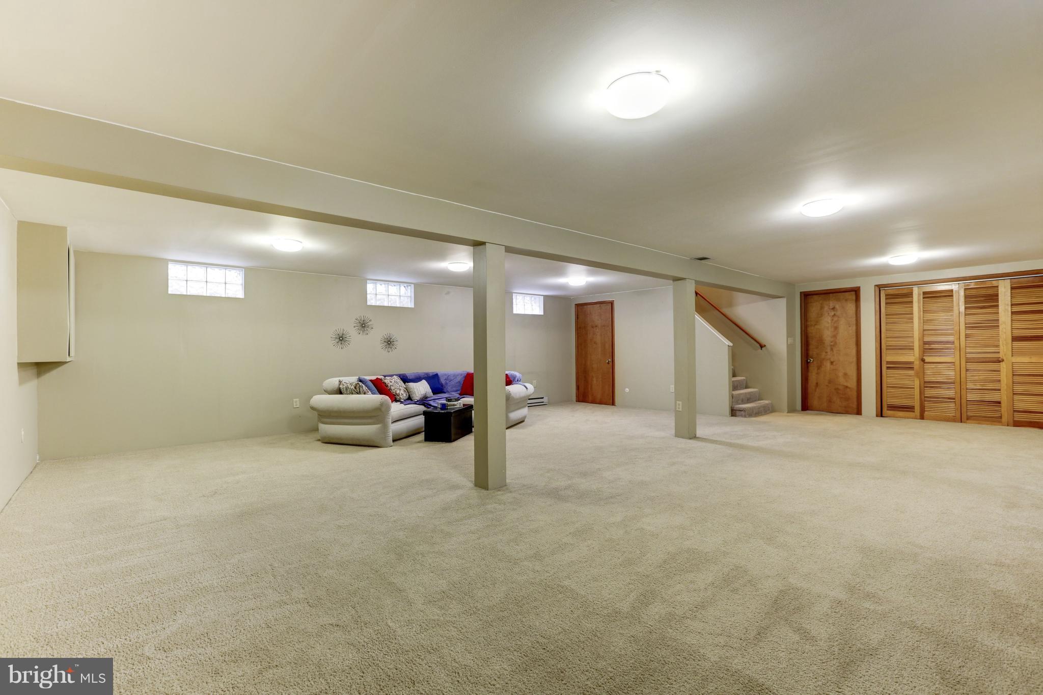 691 Long Corner Road Mount Airy, MD 21771 - Photo 27 of 30 Family Room