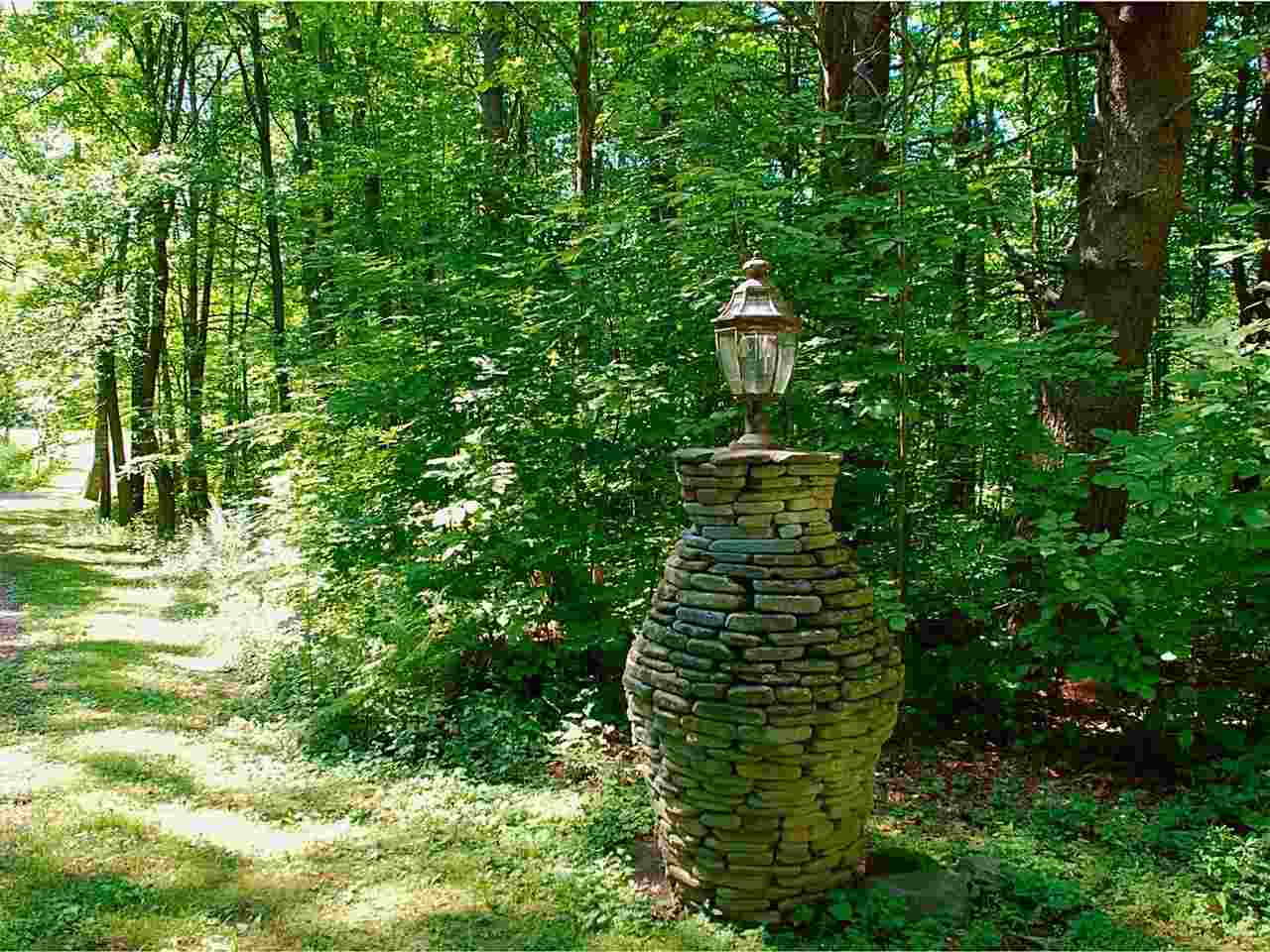 296 Yantz Hill Road Williston, VT 05495 - Photo 6 of 40