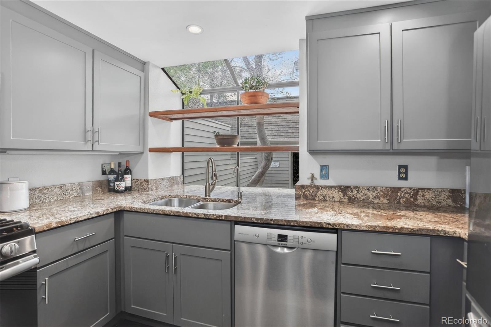 353 Harrison Street Denver, CO 80206 - Photo 17 of 42