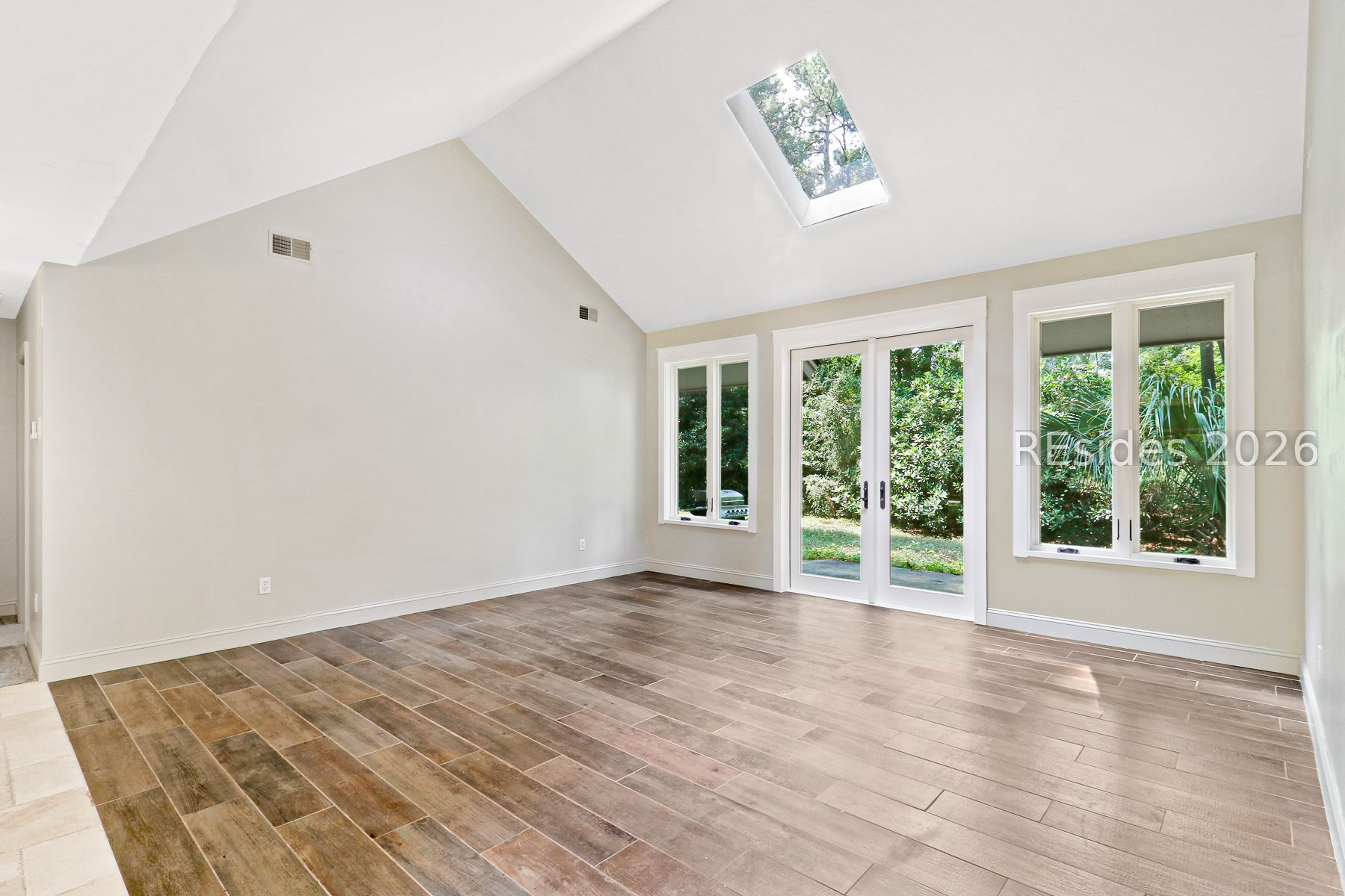 3 Deerfield Road Hilton Head Island, SC 29926 - Photo 4 of 43 Great Room