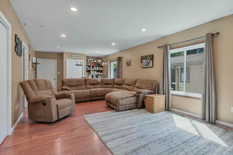 $199,000 | 218 1st Street Northeast, Clara City, MN 56222