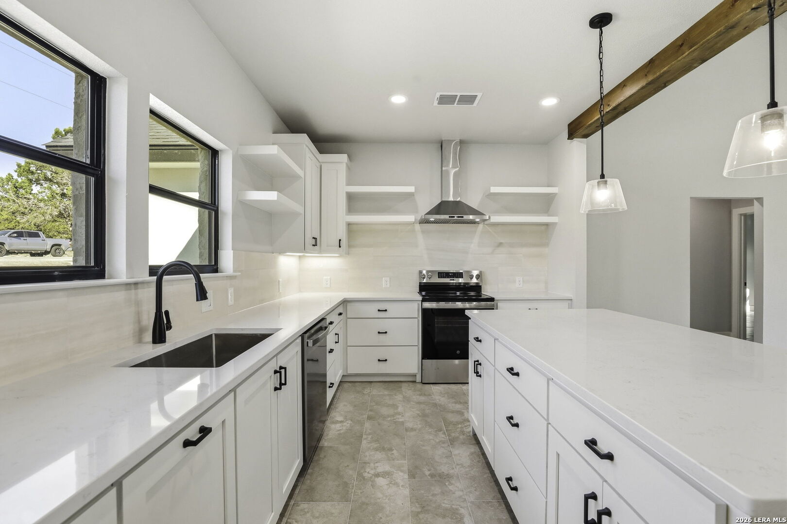 1615 Rocky Ridge Loop Canyon Lake, TX 78133 - Photo 12 of 28