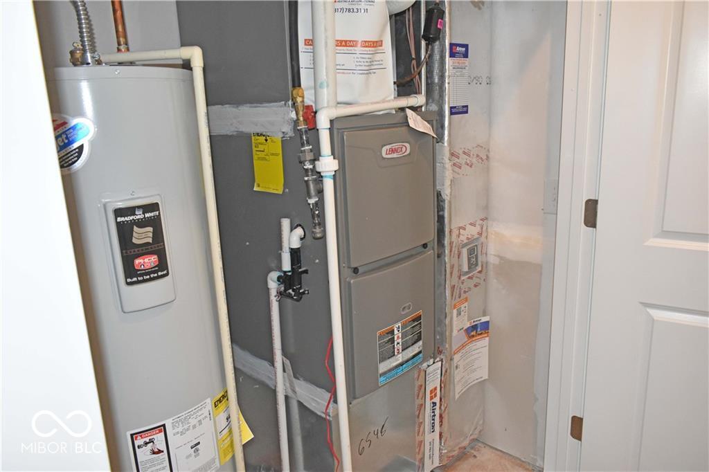 874 Kinzer Avenue Carmel, IN 46032 - Photo 15 of 25