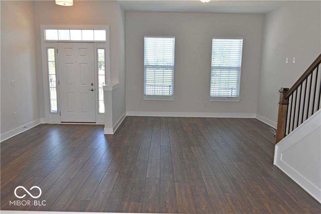 874 Kinzer Avenue Carmel, IN 46032 - Photo 8 of 25