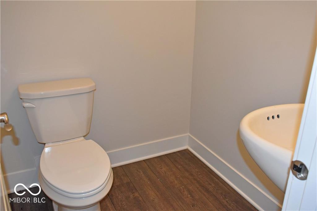 874 Kinzer Avenue Carmel, IN 46032 - Photo 10 of 25