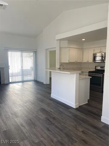 $1,725 | 2184 Norwegian Wood Lane, Henderson, NV 89074