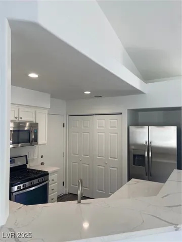 $1,725 | 2184 Norwegian Wood Lane, Henderson, NV 89074