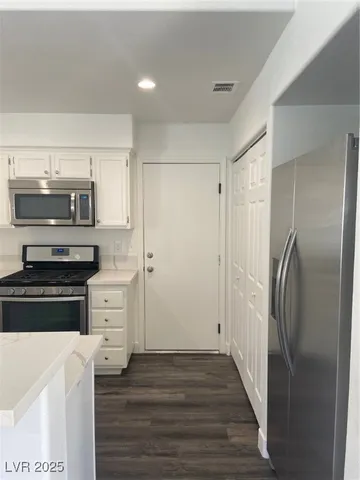 $1,725 | 2184 Norwegian Wood Lane, Henderson, NV 89074