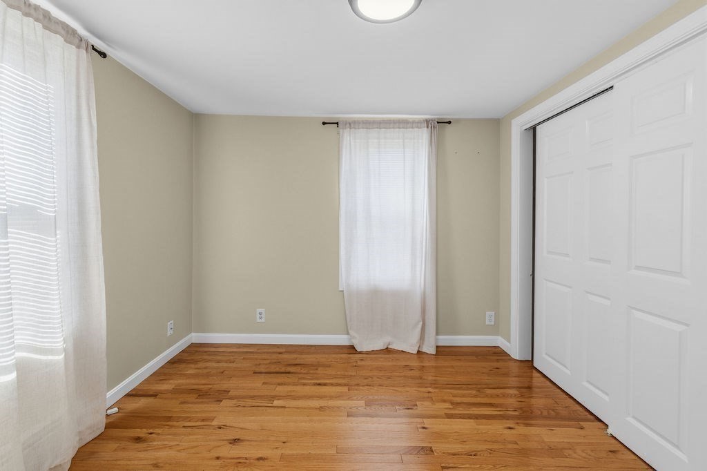 66 Middle Road Acushnet, MA 02743 - Photo 16 of 42