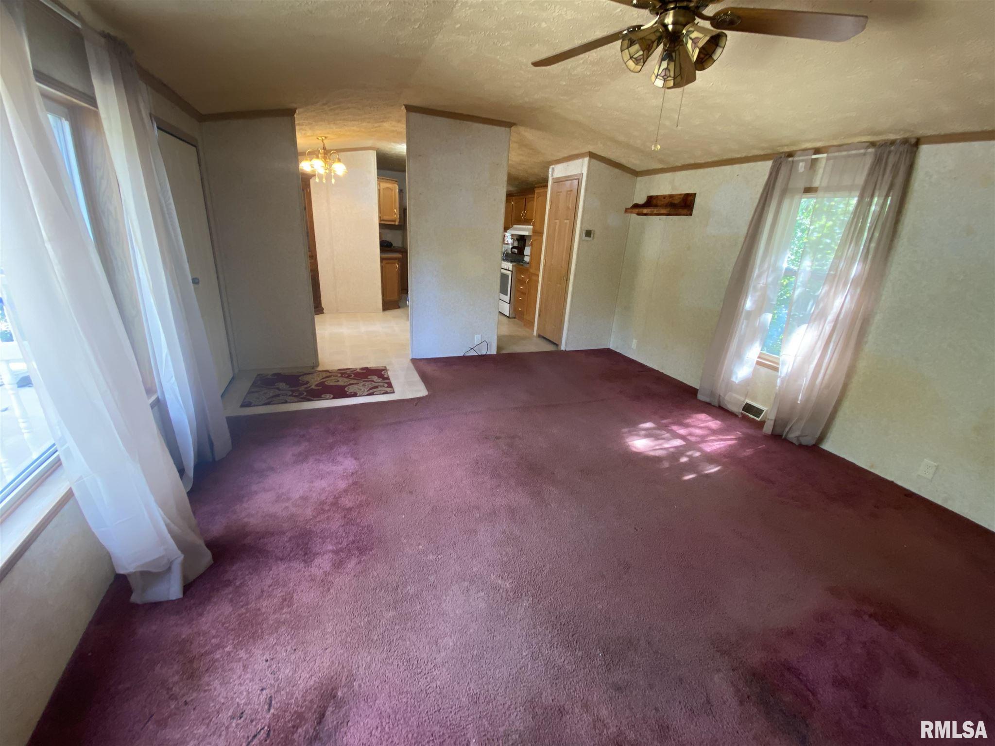 979 Pond Ridge Road Murphysboro, IL 62966 - Photo 4 of 25 Gallery Image 4