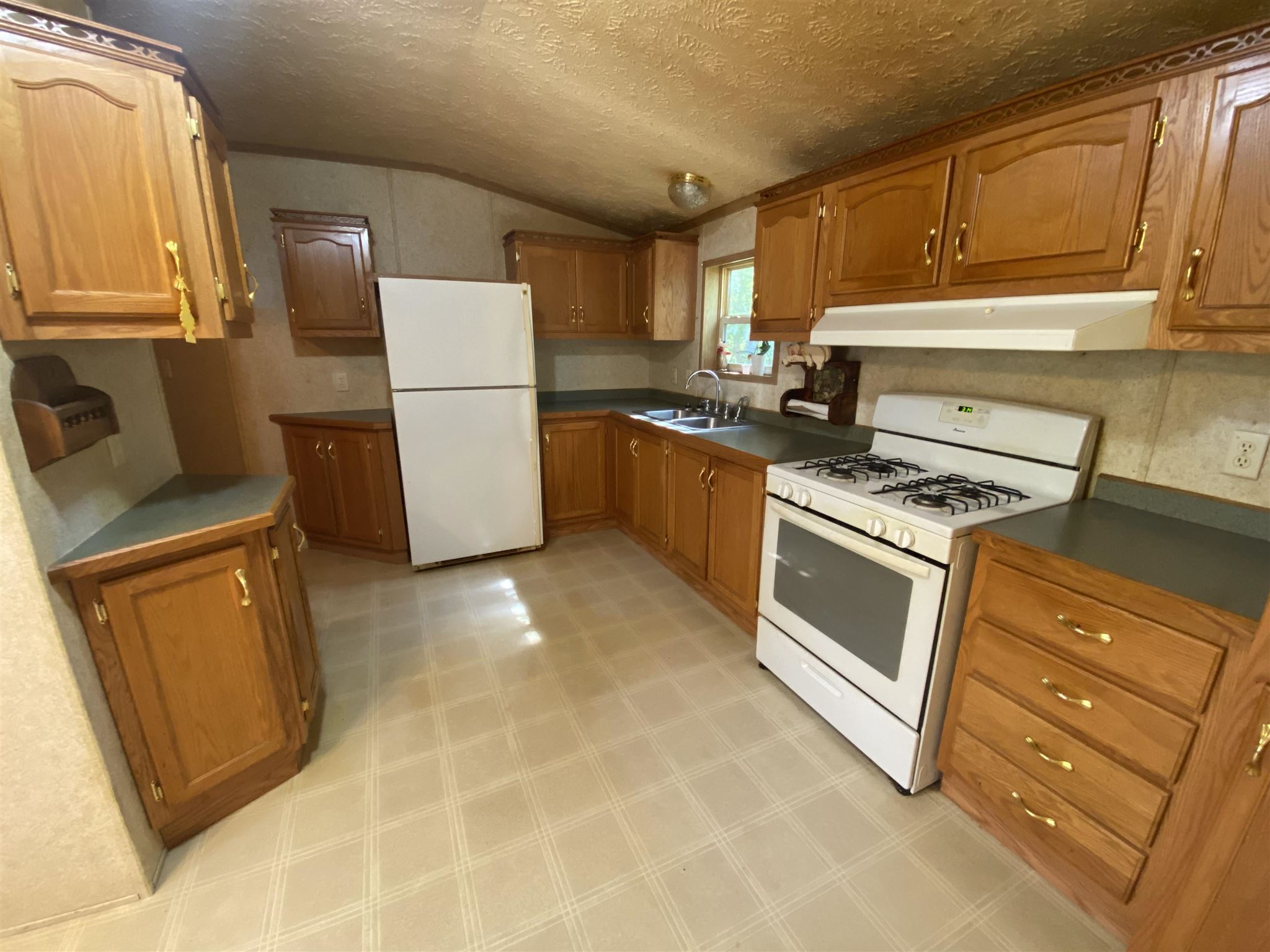 979 Pond Ridge Road Murphysboro, IL 62966 - Photo 7 of 25 Gallery Image 7