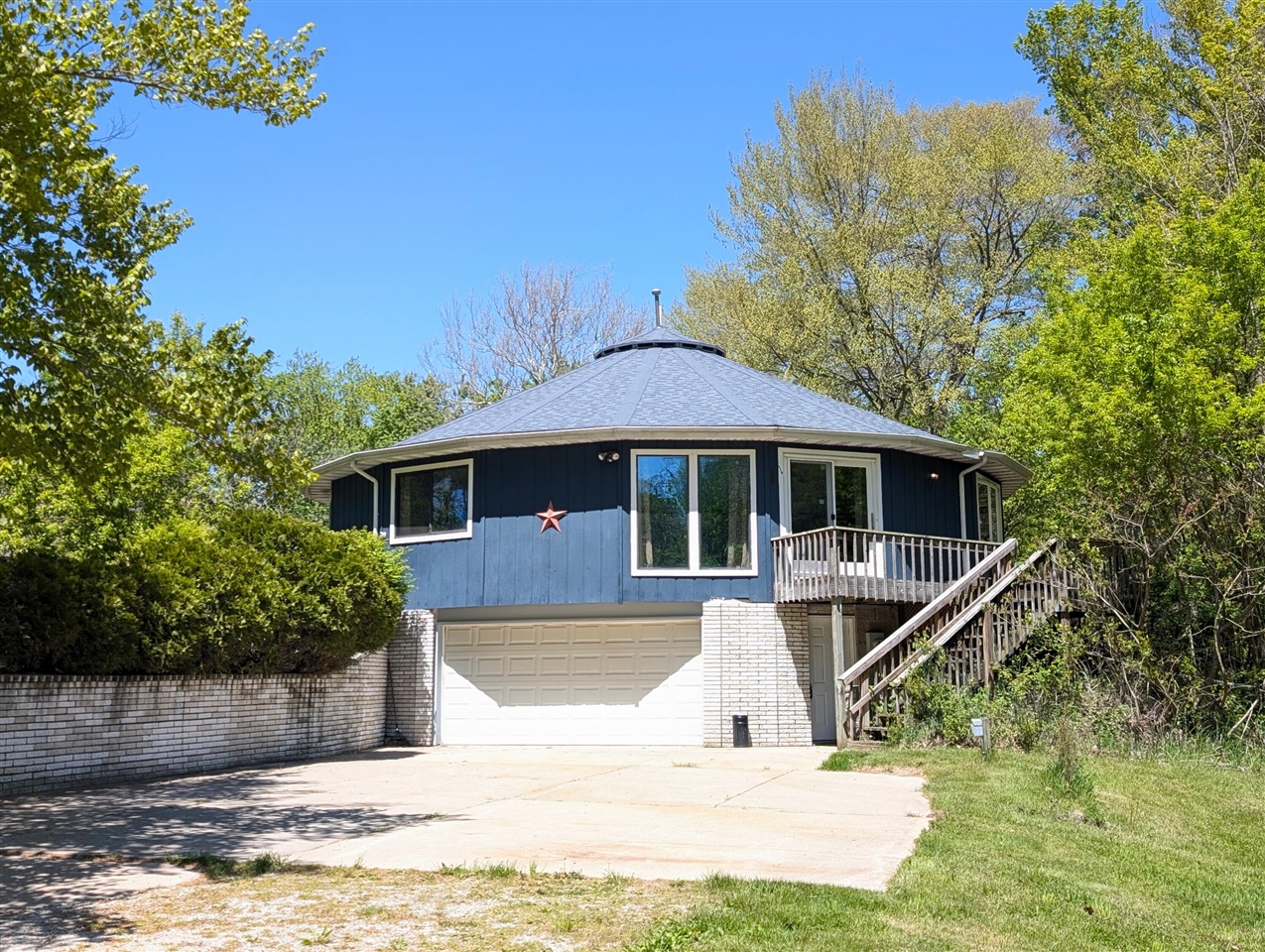 840 Black River Road Bangor, MI 49013 - Photo 3 of 48
