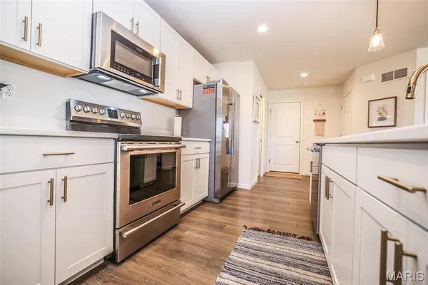 $449,900 | 635 Maple Forest, Unit 24, Kirkwood, MO 63122