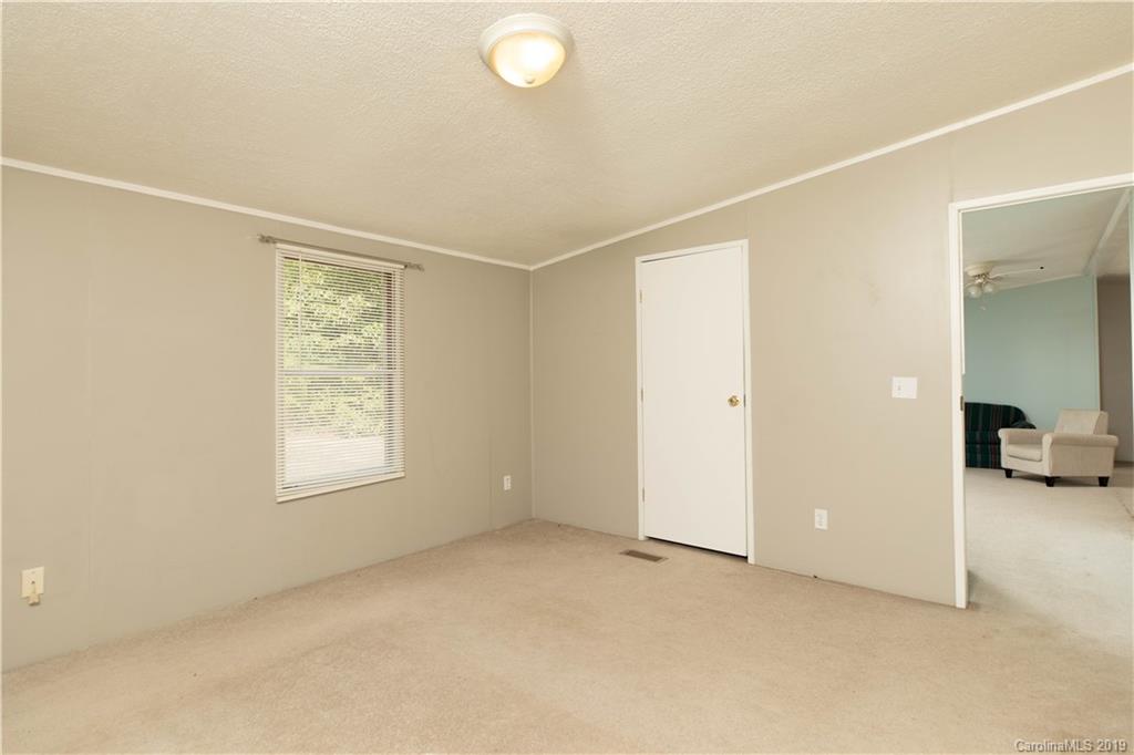 1328 Broken Circle Chester, SC 29706 - Photo 11 of 24 Gallery Image 11