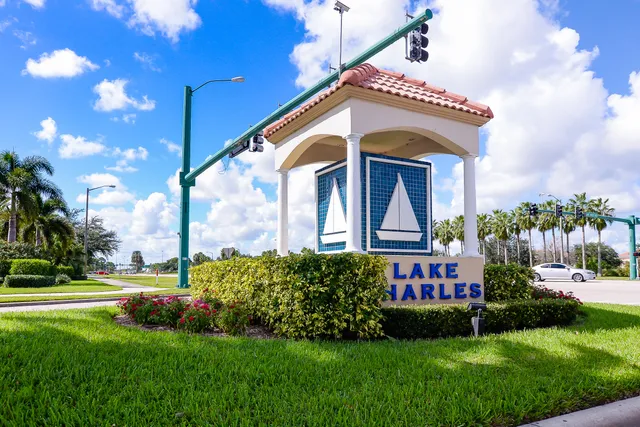$349,000 | 1634 Southwest Harbour Isles Circle, Unit 89, Port St. Lucie, FL 34986
