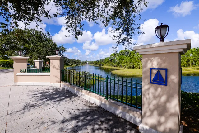 $349,000 | 1634 Southwest Harbour Isles Circle, Unit 89, Port St. Lucie, FL 34986