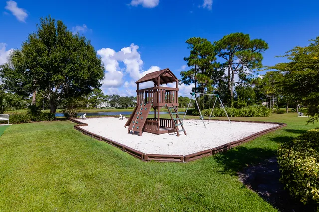 $349,000 | 1634 Southwest Harbour Isles Circle, Unit 89, Port St. Lucie, FL 34986