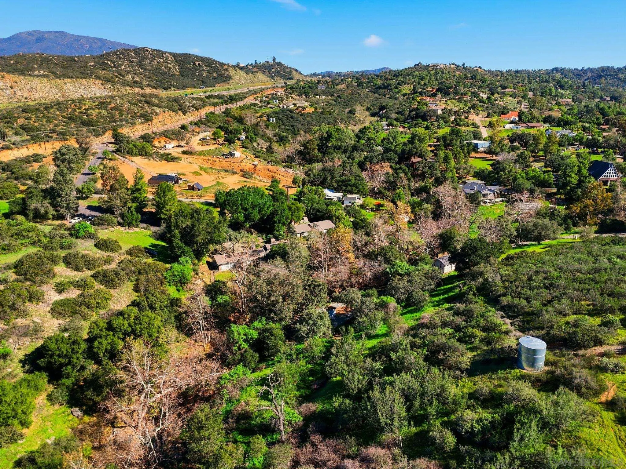 432 Arnold Way, Unit B Alpine, CA 91901 - Photo 4 of 14