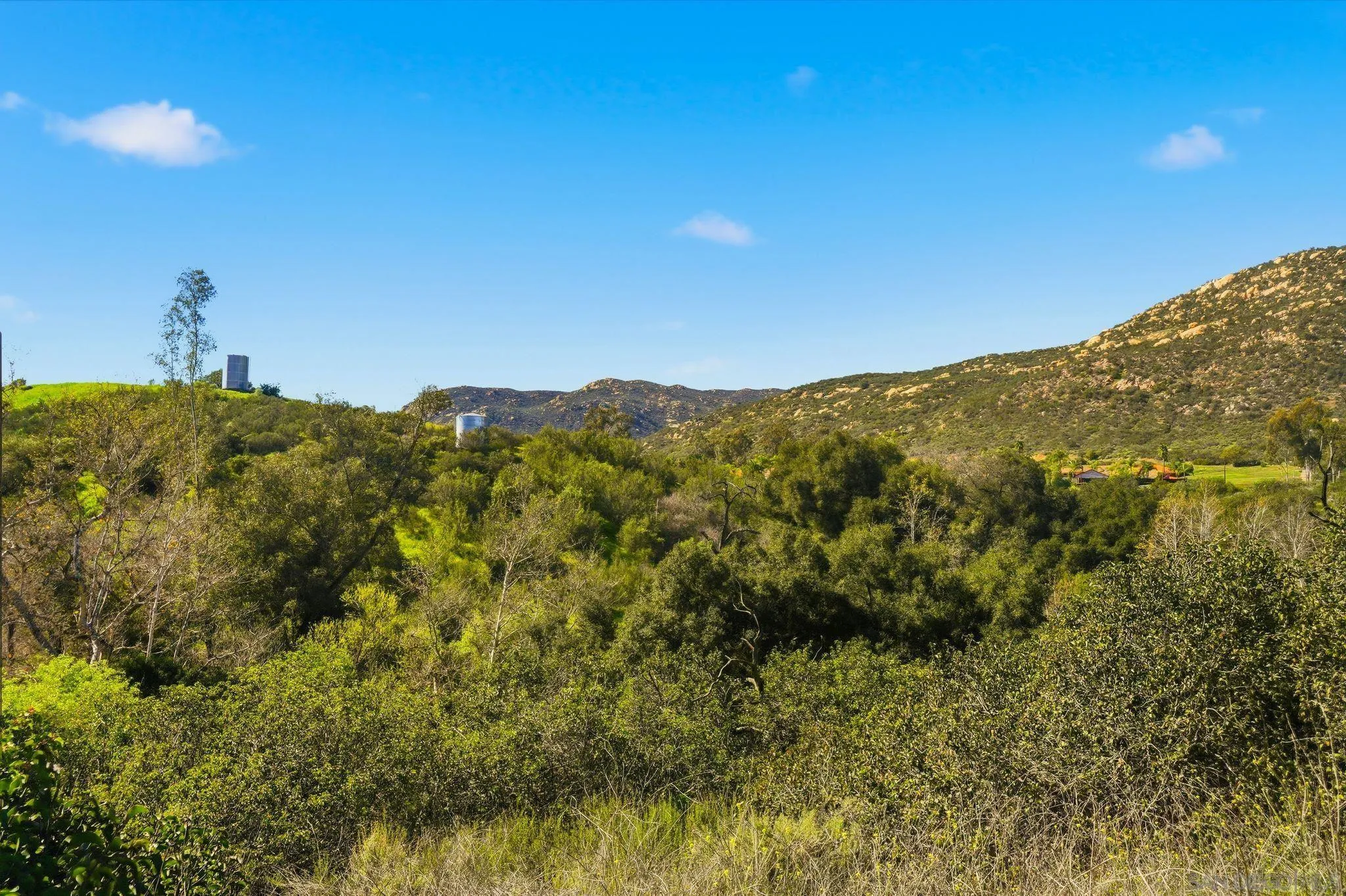 432 Arnold Way, Unit B Alpine, CA 91901 - Photo 9 of 14