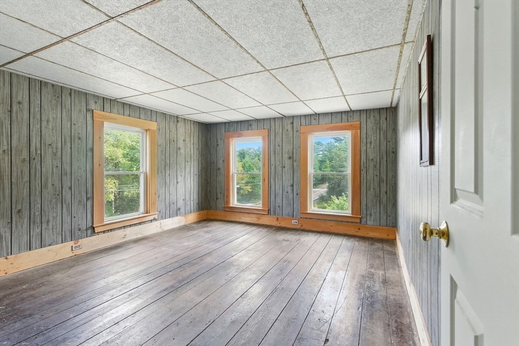 495 Winchendon Road Ashburnham, MA 01430 - Photo 32 of 40 a view of entryway with wooden floor