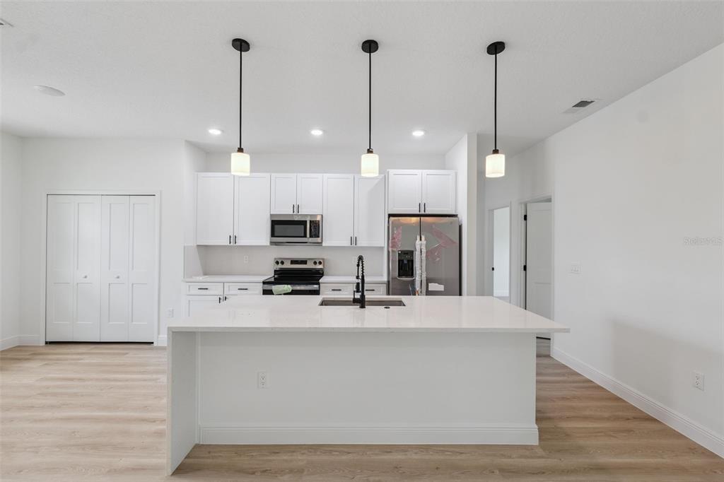 2504 Southwest 165th Street Road Ocala, FL 34473 - Photo 15 of 39