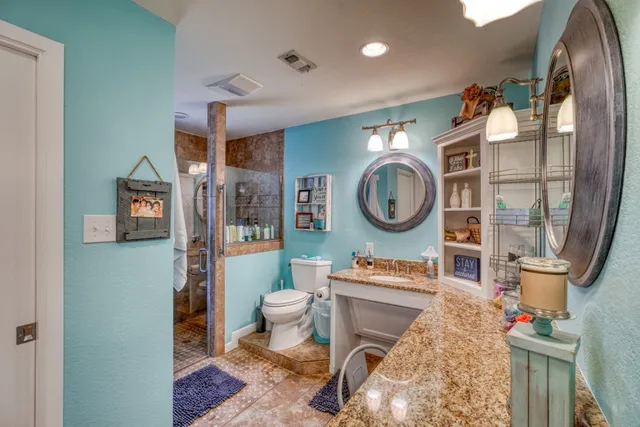 $814,900 | 724 South Chaparral, Burnet, TX 78611