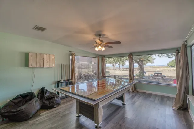 $814,900 | 724 South Chaparral, Burnet, TX 78611