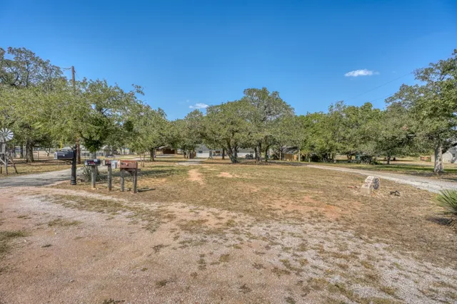 $814,900 | 724 South Chaparral, Burnet, TX 78611