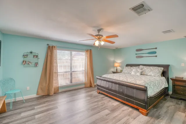 $814,900 | 724 South Chaparral, Burnet, TX 78611