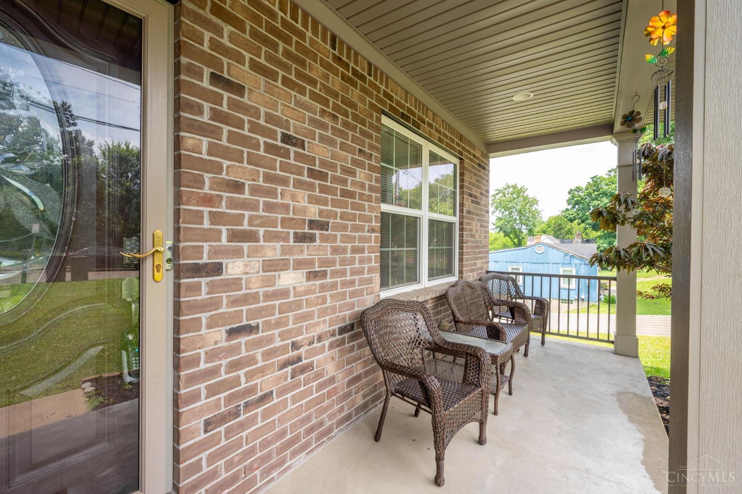 5105 Valley Ridge Road Cincinnati, OH 45247 - Photo 3 of 37 Gallery Image 3