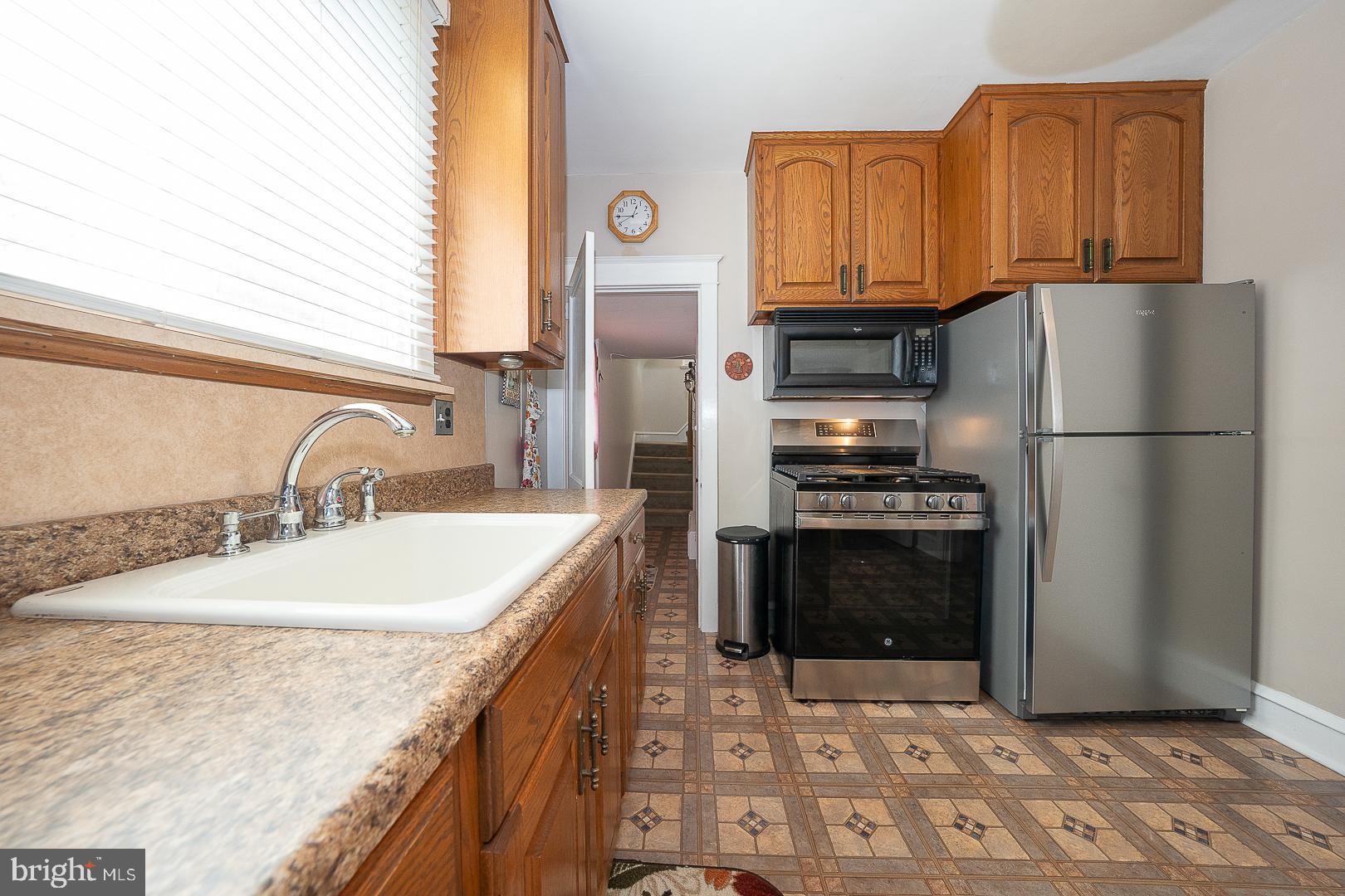 470 Gainsboro Road Drexel Hill, PA 19026 - Photo 23 of 60