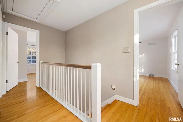 $239,000 | 408 West Forrest Hill Avenue, Peoria, IL 61604