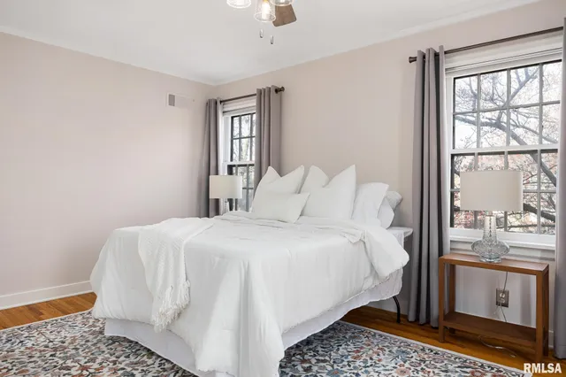 $235,000 | 408 West Forrest Hill Avenue, Peoria, IL 61604