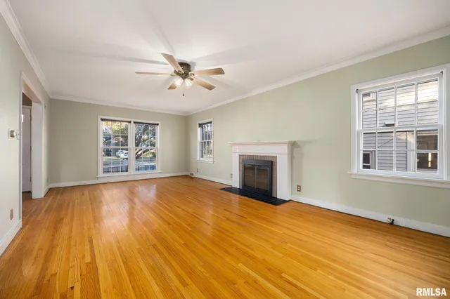 $239,000 | 408 West Forrest Hill Avenue, Peoria, IL 61604