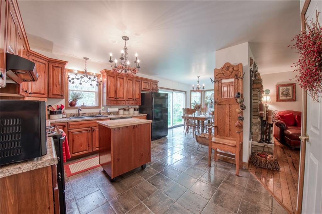64 Shuster Road Gibsonia, PA 15044 - Photo 13 of 48
