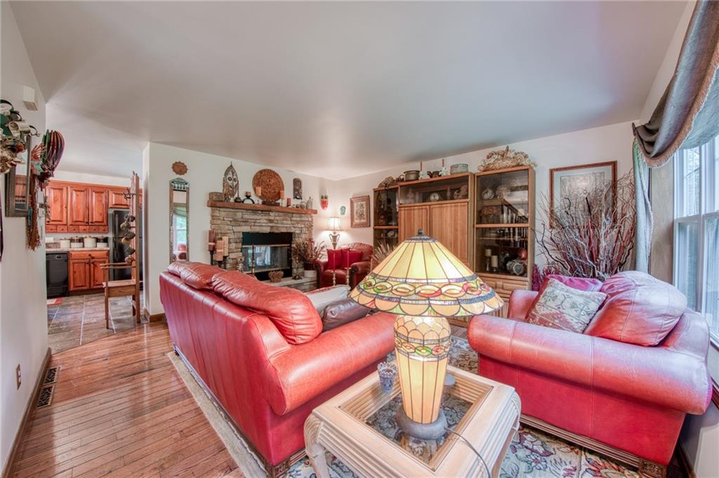 64 Shuster Road Gibsonia, PA 15044 - Photo 2 of 48