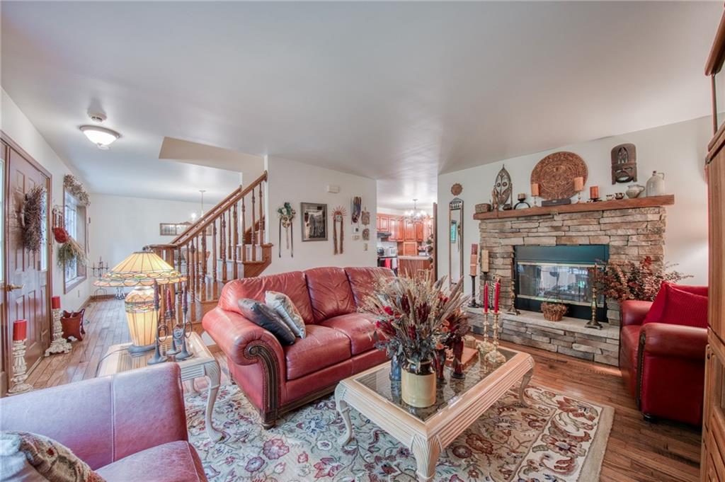 64 Shuster Road Gibsonia, PA 15044 - Photo 4 of 48