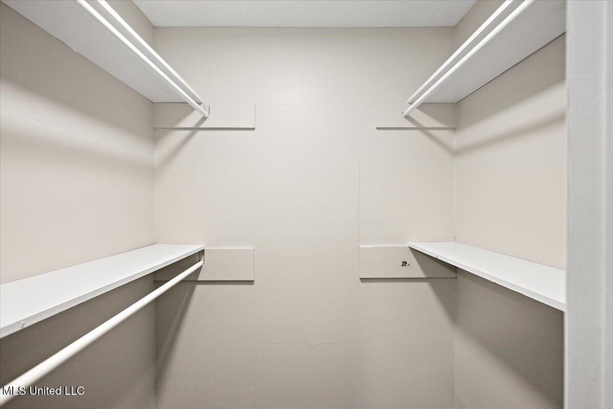 1502 Hawthorne Place Clinton, MS 39056 - Photo 20 of 32 20-3HTP0927