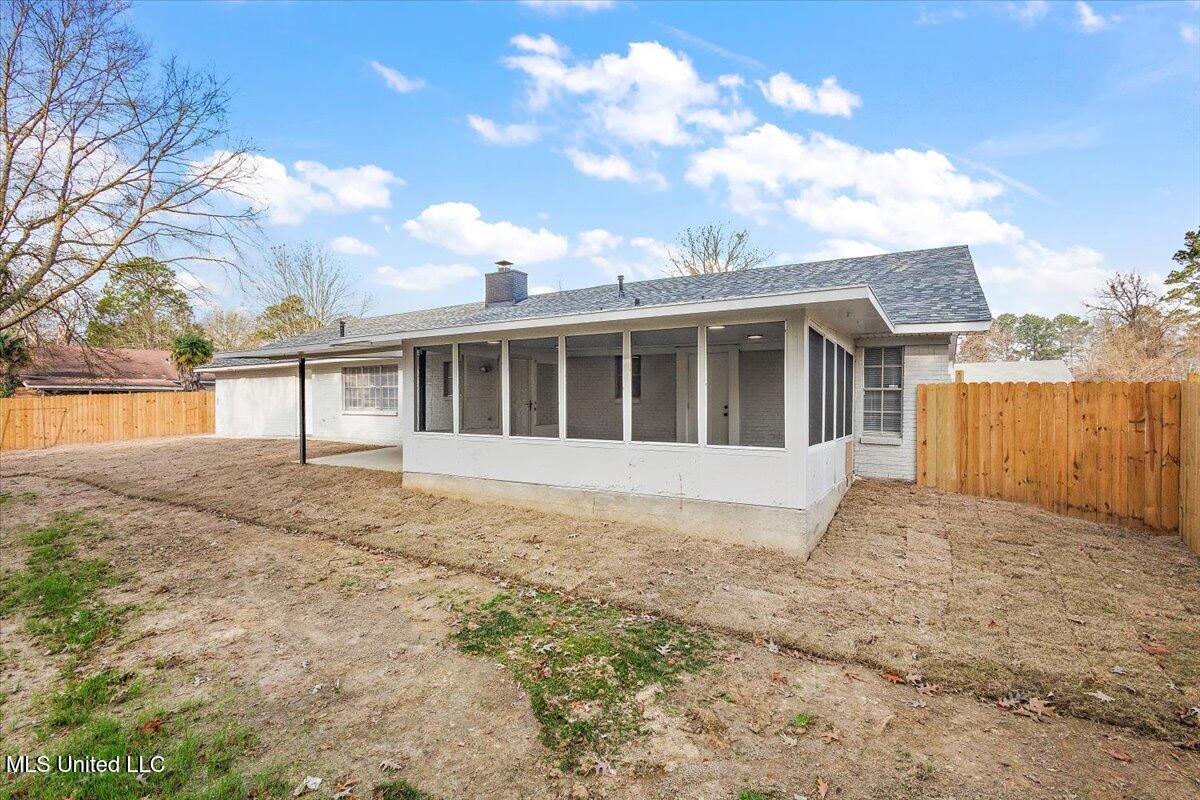 1502 Hawthorne Place Clinton, MS 39056 - Photo 31 of 32 32-3HTP0972