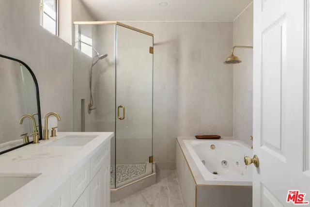 $1,250,000 | 1222 North Virgil Avenue, Los Angeles, CA 90029